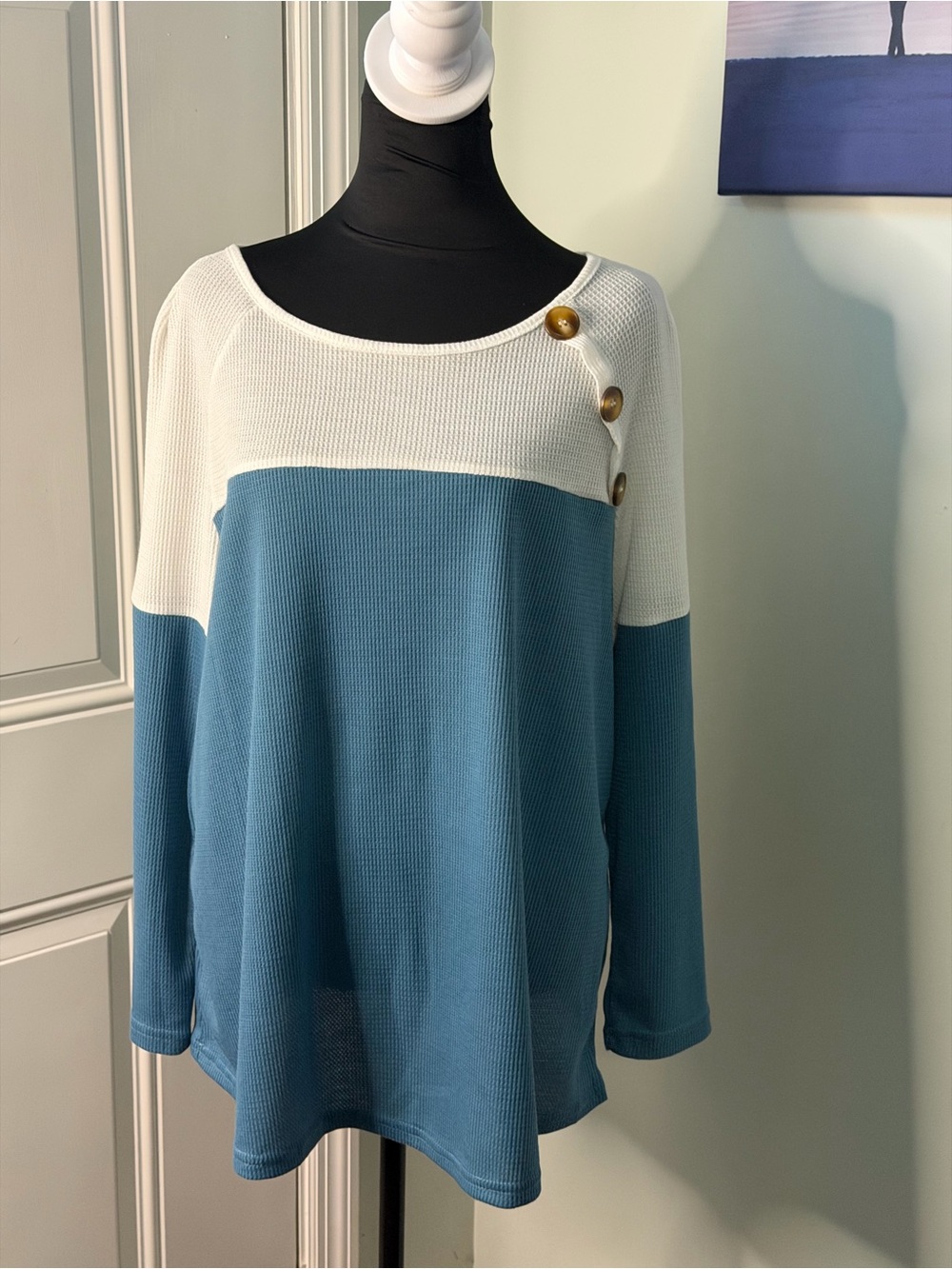 Colorblock Button-Shoulder Pullover - White & Dusty Blue
